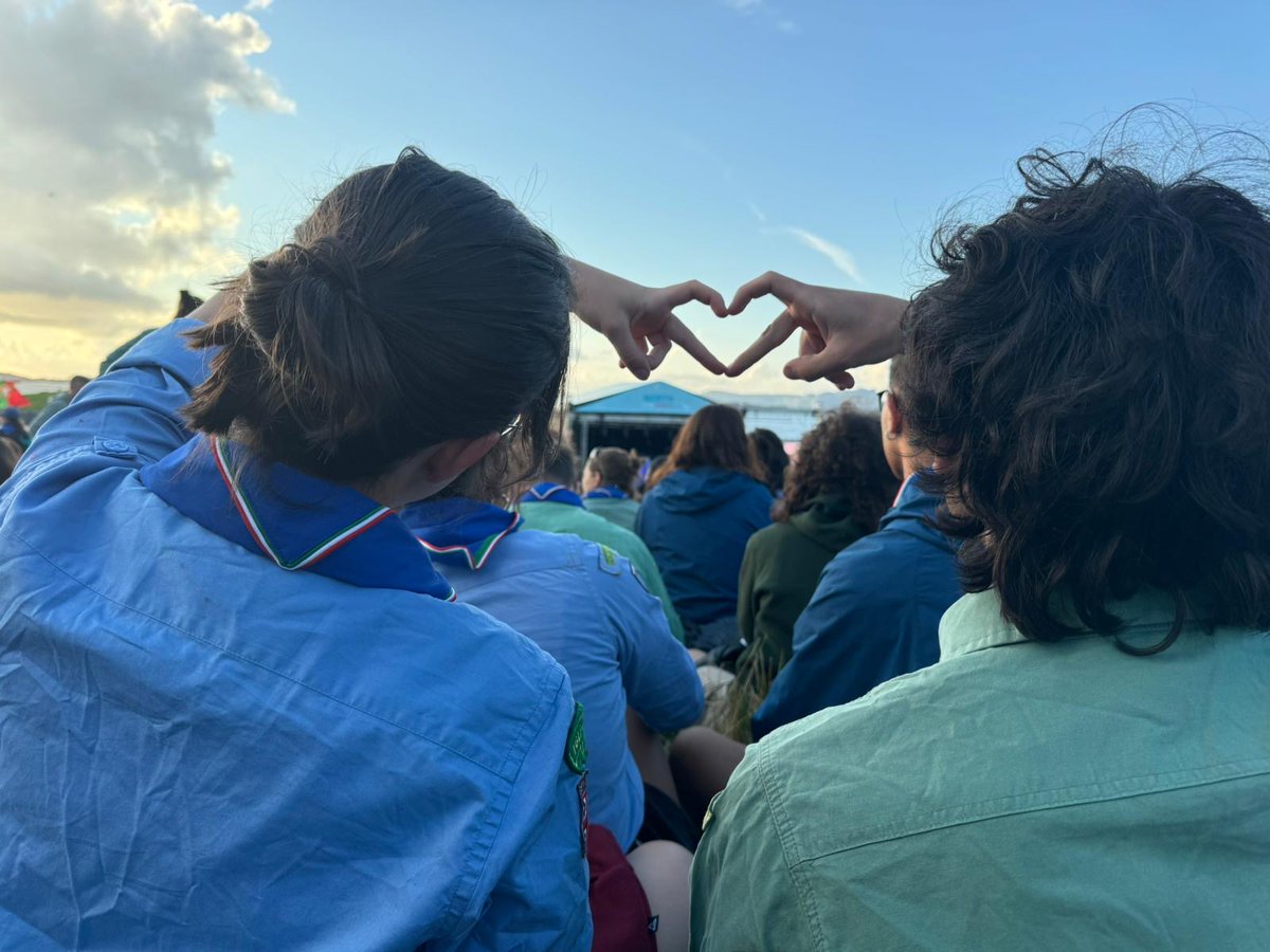 Totally in love with Scouting! And this is for sure what we may call.. Federation Spirit! #Roverway2024