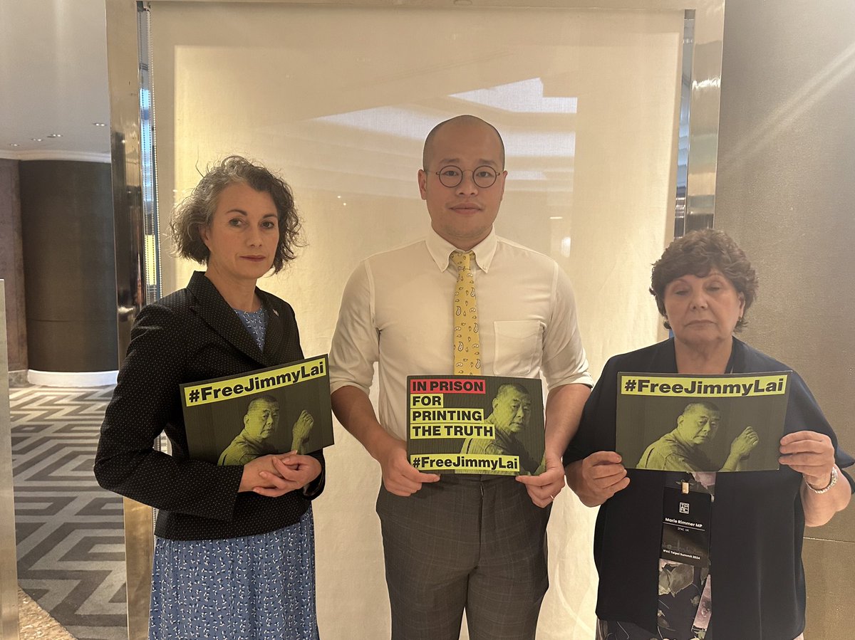 #FreeJimmyLai (@supportjimmylai) on Twitter photo Lawmakers from across the globe are united: it’s time to #FreeJimmyLai.
Jimmy Lai is 76 & a British national.
He’s been in prison since 2020.
For being a journalist.
For standing up for democratic values.
Thank you <a href="/SarahChampionMP/">Sarah Champion</a> & <a href="/MarieRimmer/">Marie Rimmer MP</a> <a href="/UKLabour/">The Labour Party</a> for your support. Lawmakers from across the globe are united: it’s time to #FreeJimmyLai.
Jimmy Lai is 76 & a British national.
He’s been in prison since 2020.
For being a journalist.
For standing up for democratic values.
Thank you <a href="/SarahChampionMP/">Sarah Champion</a> & <a href="/MarieRimmer/">Marie Rimmer MP</a> <a href="/UKLabour/">The Labour Party</a> for your support.