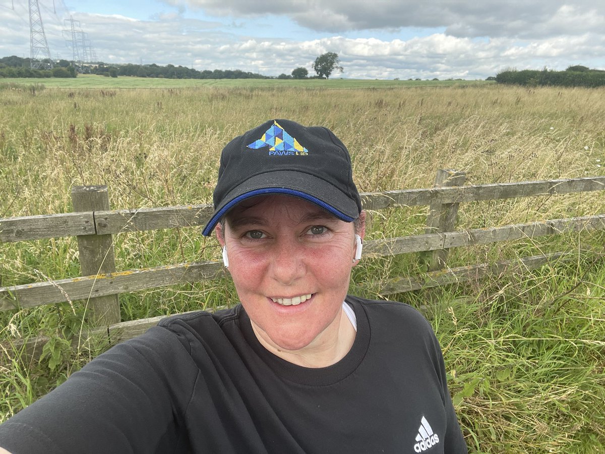 So I thought I would start my sponsored walk today as the forecast for Thursday is thunder &amp; Lightning. Not a bad start. <a href="/PawsUpBob/">PawsUp Bob</a>