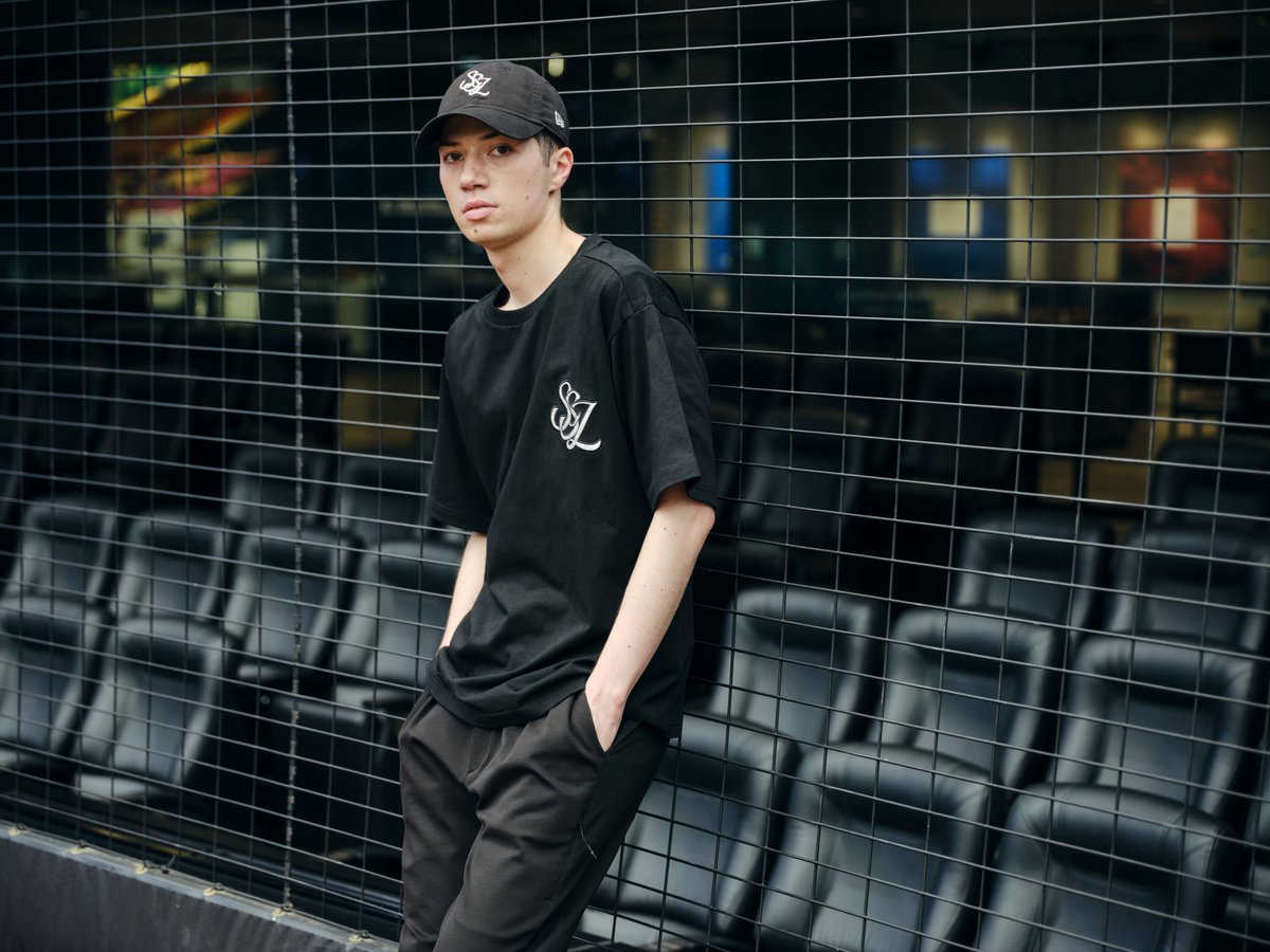 パリコレに登場した NEW ERAコラボキャップも販売開始！ ＼ #ハント