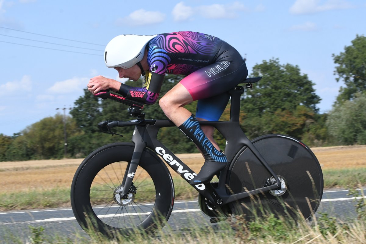 TT Result:  John Archibald averages 34.6 mph (17.19) to be fastest in the Pendle Forest CC 10 mile time trial on July 27 at Levens, Beth Macrae fastest woman
velouk.net/2024/07/30/tt-…

#Brother4Results | Presented by <a href="/TrainSharpJon/">trainSharp.co.uk</a> #coachingworks | trainsharp.co.uk