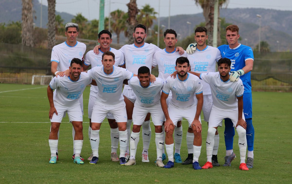💥COMIENZA EL PARTIDO💥

⚔️ Selección #AFEFútbol 🆚 <a href="/elchecf/">Elche Club de Fútbol</a> Ilicitano

1. <a href="/nachocord1/">Nacho Córdoba García</a>
2. <a href="/Carlitosjm94/">Carlos Julio</a>
4. <a href="/DavidMateos44/">David Mateos</a>
5. <a href="/fernanpajarero/">fernandoPajarero</a>
10. <a href="/NicoVarela7/">Nico Varela</a>
8. <a href="/jaime_delas/">jaime_delas</a>
9. <a href="/ManuelRaillo/">M.Raillo9</a>
14. <a href="/Javigonzalez_18/">TATO</a>
21. <a href="/Munir_23/">Munir</a>
22. <a href="/MohaSanhajiB/">Moha Sanhaji Brahmi</a>
30. <a href="/AJCrespo/">Antonio J. Crespo</a>

🔴🎥