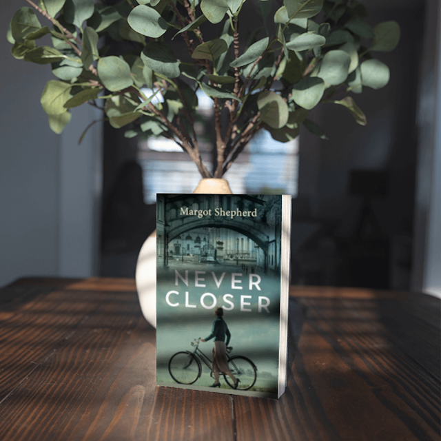maryanneyarde's tweet photo. ❀༻ Book Of The Day! ༺❀

•´¸.•*´¨)✯ ¸.•*¨)
✮ ( ¸.•´✶ Never Closer
By Margot Shepherd *´¨✫

https://t.co/HxaQ7LGQGJ

#BooksWorthReading #BookoftheDay #historicalfiction
@MargotShepherdW https://t.co/QBy8ASi6cg