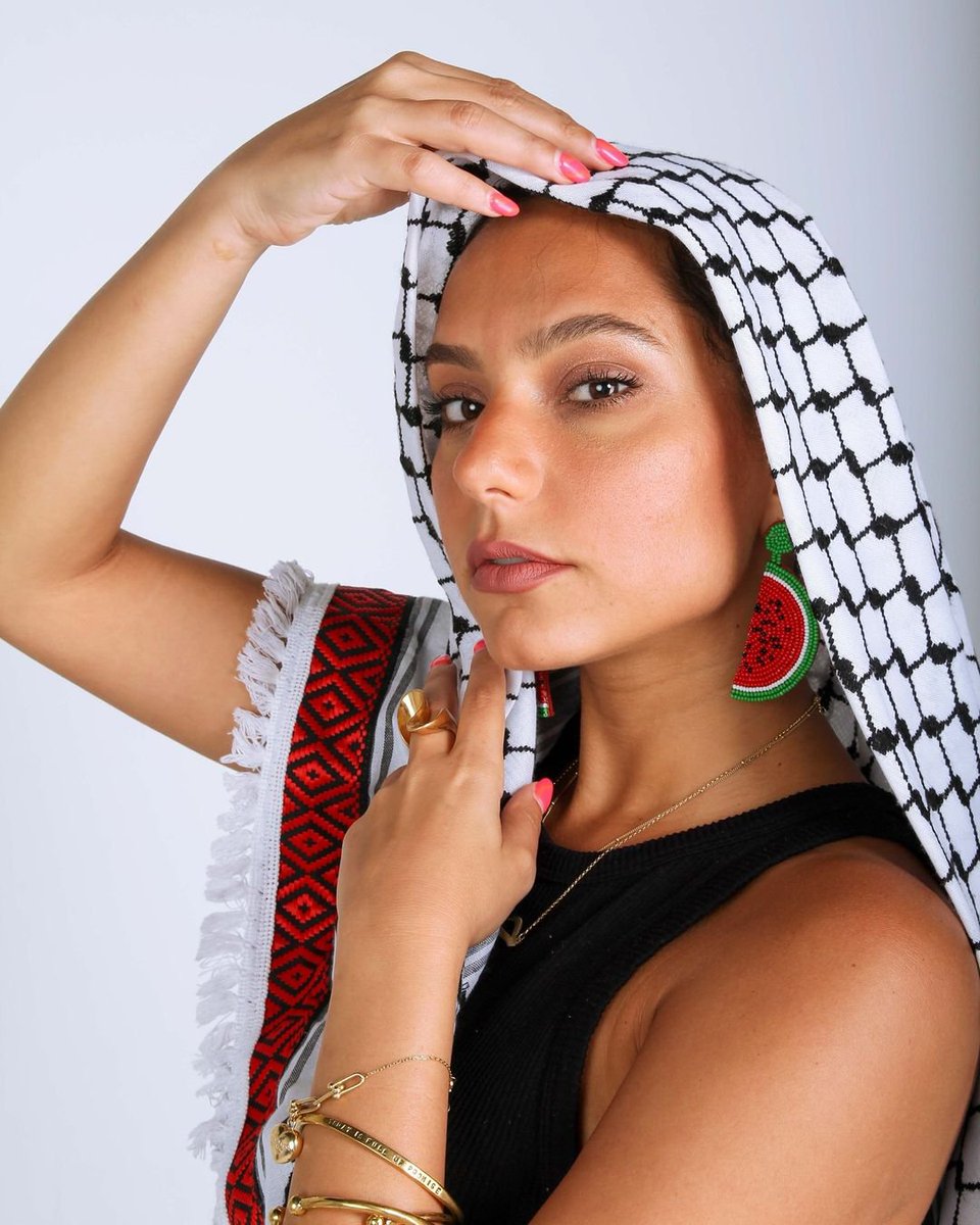 ahadibynisria's tweet photo. 'Believe you can '
Our wearable AHADI cuff with a mantra of your choice, Browse our online catalogue to find the perfect mantra or order a cuff with a customized mantra - link in Bio 🌟

Use the discount code ‘Potato’ from @flywithhaifa for a special discount on your order. 😉 https://t.co/pmdPE7dMxi
