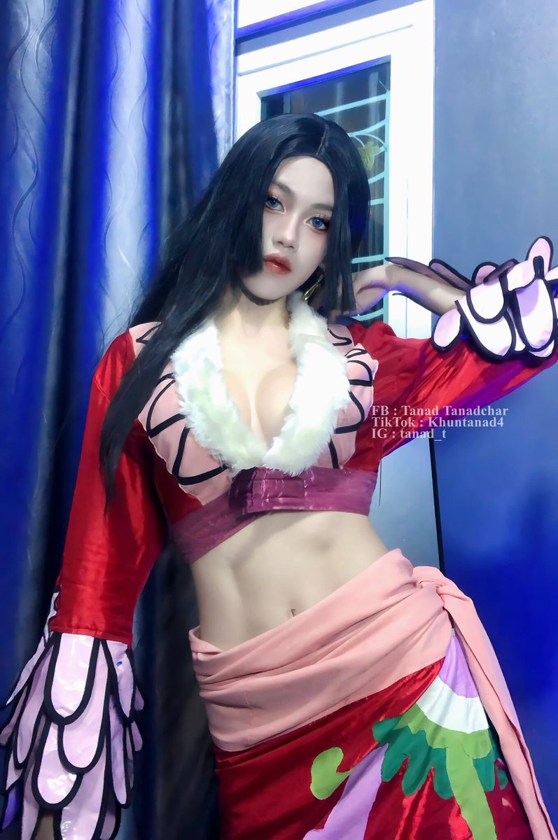 tanad_t's tweet photo. “No matter what we do wrong, we will be forgiven because we are beautiful.”
.
.
.
.
 character: Boa Hancock (One Piece)
 cosplay : Me 
#ONEPIECEの日 #ONEPIECE https://t.co/7gWi966Moa