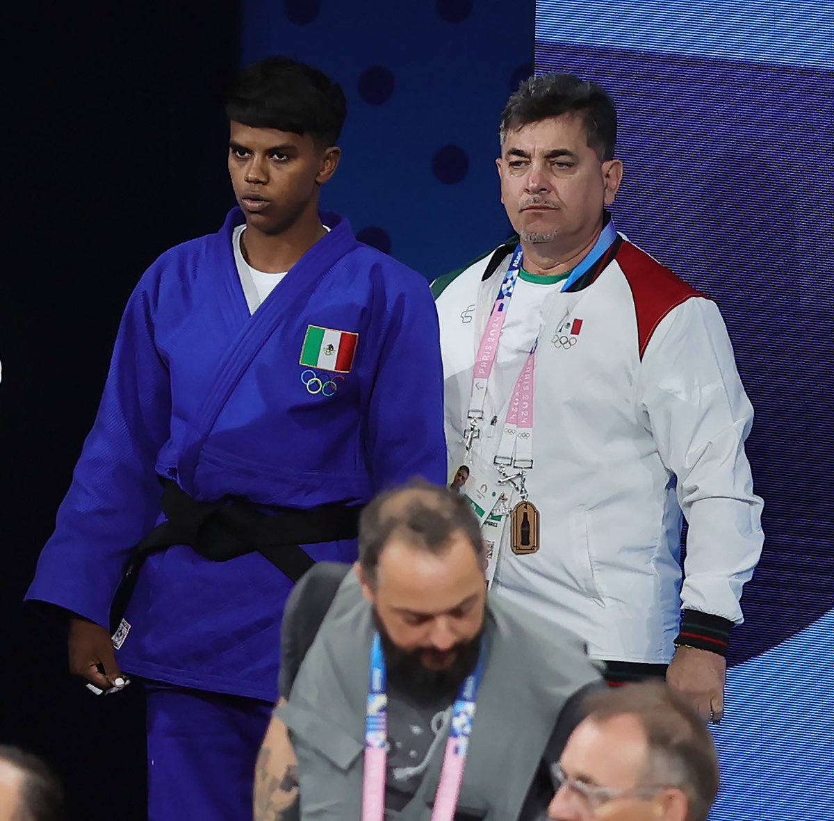 ElMedaller0's tweet photo. ¡A LA SIGUIENTE RONDA! 🇲🇽🔥

La atleta mexicana, Prisca Awiti, consigue derrotar en cuestión de segundos a Nigara Shaheen para avanzar a la ronda de octavos de final en la categoría -63 kgs femenil de Judo. 🥋✨

📷: CONADE

#Paris2024 #Judo #Mexico https://t.co/iVYIfCrLk1