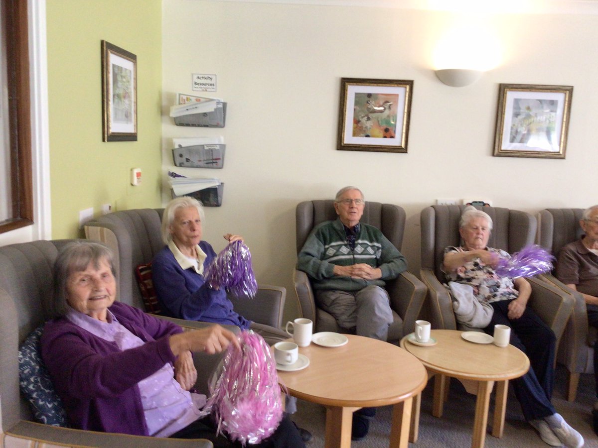 Monday morning entertainment with Bill James at the Ridings 🤗🎤🎹🎵🎼🎶💃🕺 <a href="/AnchorLaterLife/">Anchor</a>