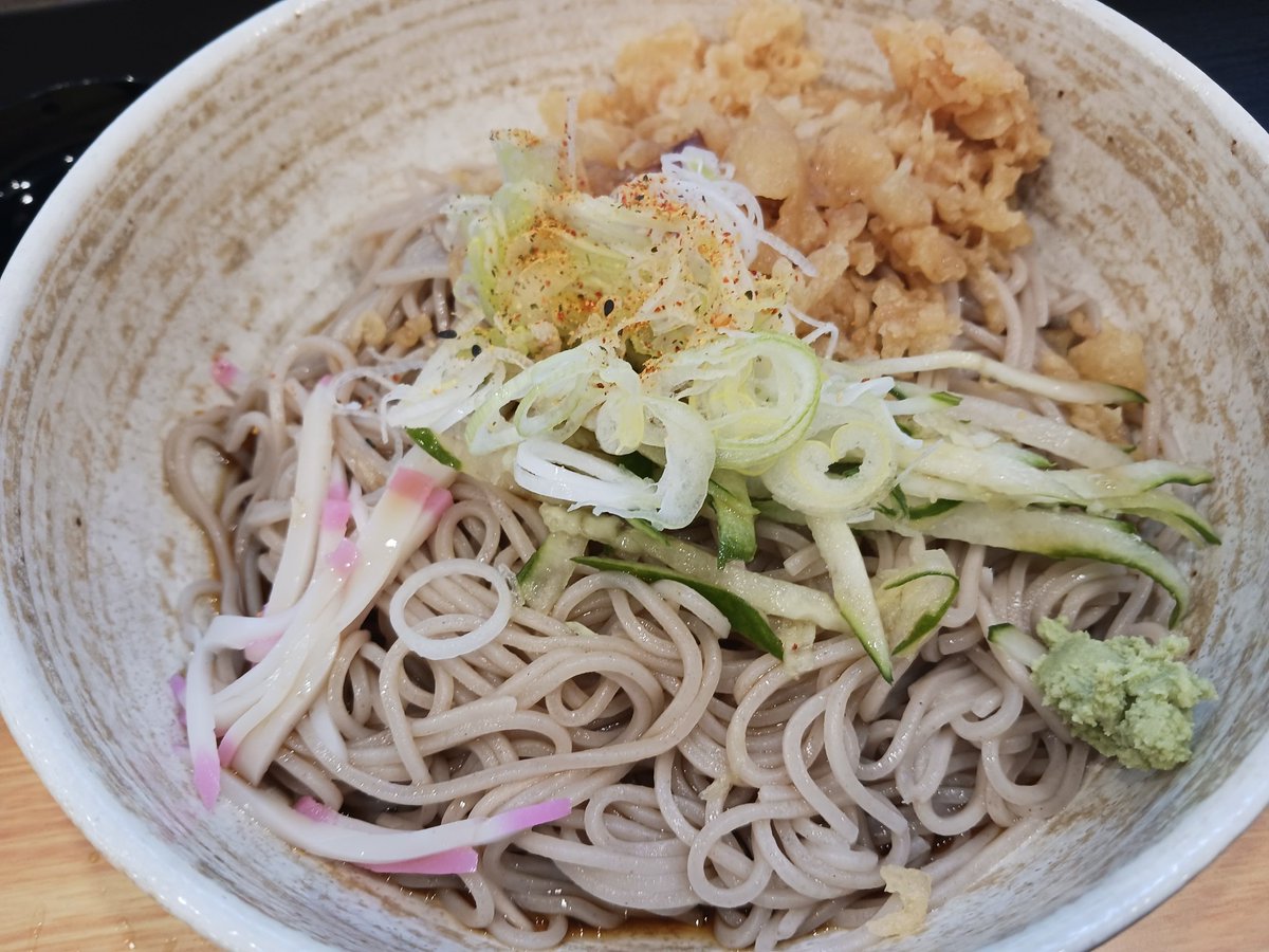 thundersaeki's tweet image. 冷やしたぬき。