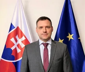 Abbé Yves-Marie Couët tweet media