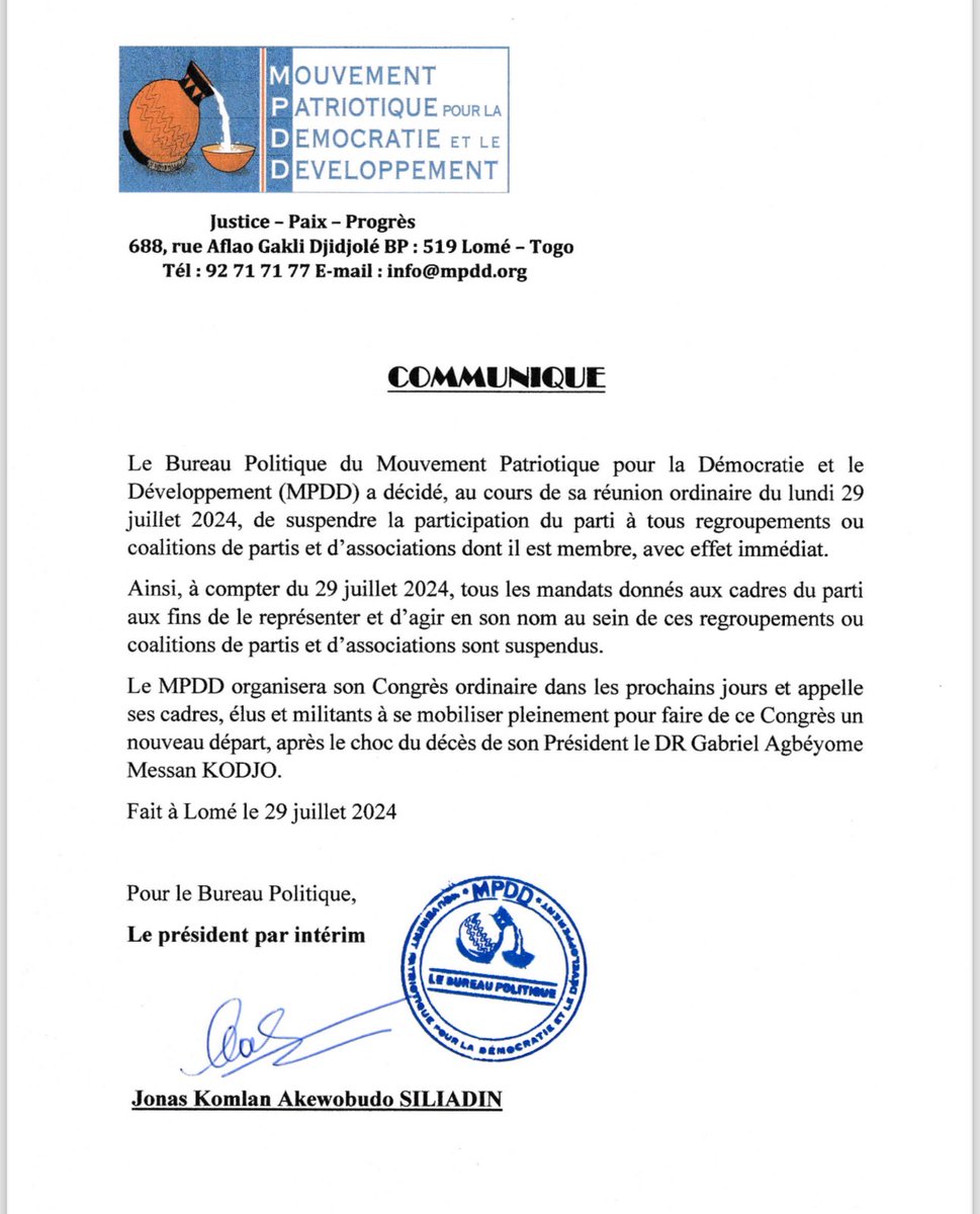 loiclawson1's tweet photo. #Togo #Politique le #MPDD de feu #GabrielAgbéyoméKODJO opposant politique mort en exil suspend sa participation à la #DMK et de tout autre regroupement et coalition politique. https://t.co/LOMSKi4plJ