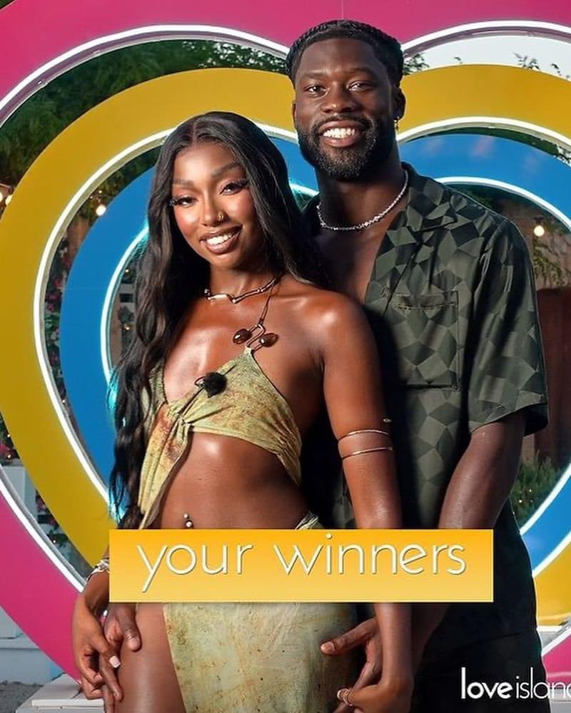 DeeAfey's tweet photo. Mimi would not have won with Ayo. Sometimes rejection is for your protection, there’s something better awaits you.#Jomi #loveIsand #whengodsaysyes 😘😘💃🏾🎉 https://t.co/kgaQum6LWH