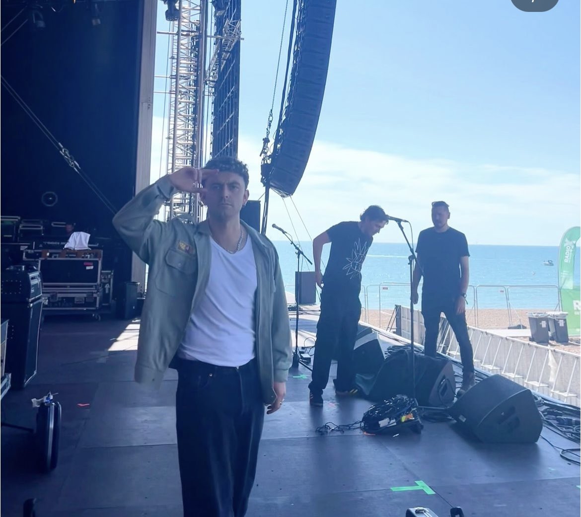 CQ WRESTLING (@cqwrestlingband) on Twitter photo THANK YOU BRIGHTON BEACH
So good to be back in our hometown, playing songs new and old on our favourite pebbles
<a href="/libertines/">Libertines</a> <a href="/OntheBeachUK/">On the Beach</a> <a href="/RadioX/">Radio X</a>
This weekend we go to Hull for <a href="/HumberStSesh/">Humber Street Sesh</a> THANK YOU BRIGHTON BEACH
So good to be back in our hometown, playing songs new and old on our favourite pebbles
<a href="/libertines/">Libertines</a> <a href="/OntheBeachUK/">On the Beach</a> <a href="/RadioX/">Radio X</a>
This weekend we go to Hull for <a href="/HumberStSesh/">Humber Street Sesh</a>