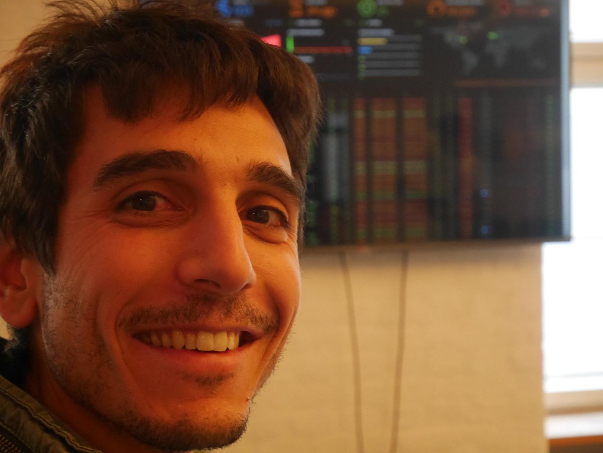 Lefteris Karapetsas tweet media