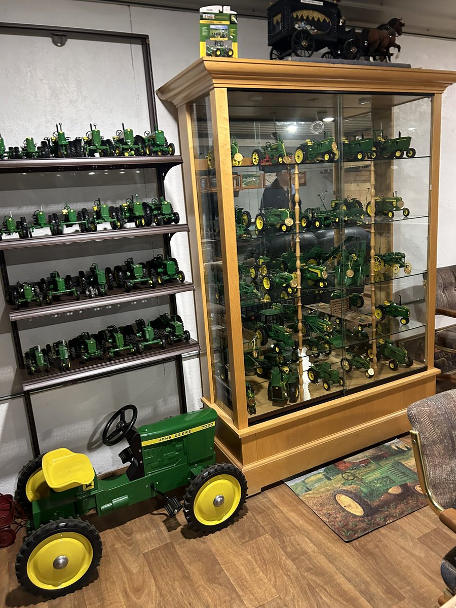 Travis Van Well tweet media