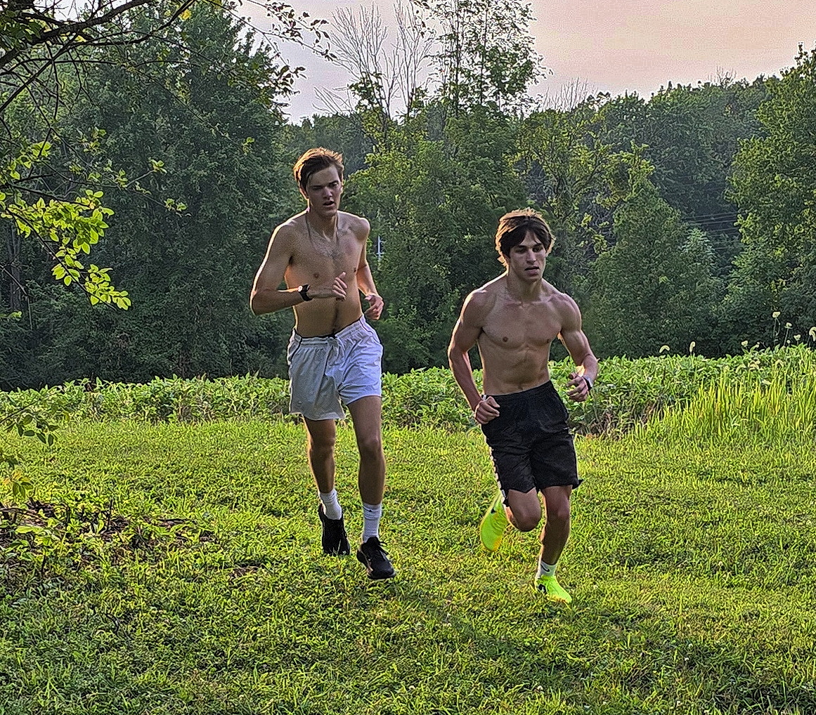 VermeulenJim's tweet photo. What Goes Up....Wildcats XC members go hard at a hill repeat workout in mid-summer warmth. They hammered. https://t.co/EMiAYRpuxp