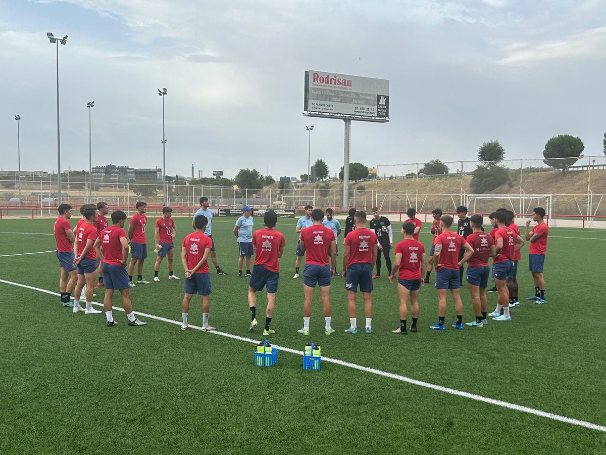 CD Móstoles URJC tweet media