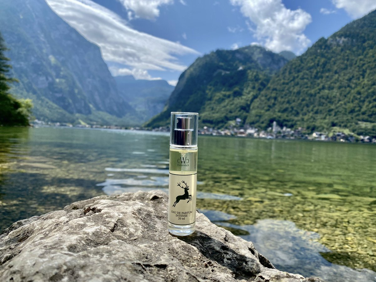 CwcParfum's tweet image. Am Traun Fluss entlang 🇦🇹

#salzkammergut #traun #traunsee #oesterreich #austria #urlaub #vacation #Perfume
