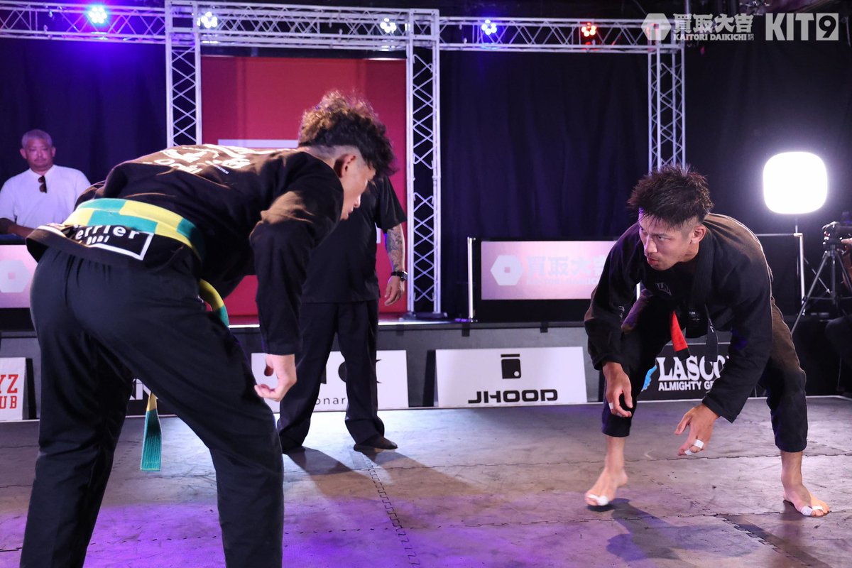TT_BJJ's tweet photo. 写真ありがとうございます😊
かっこいい所を撮ってもらうには、練習続けて強くなるしかない。 https://t.co/J5BS51kJ9i