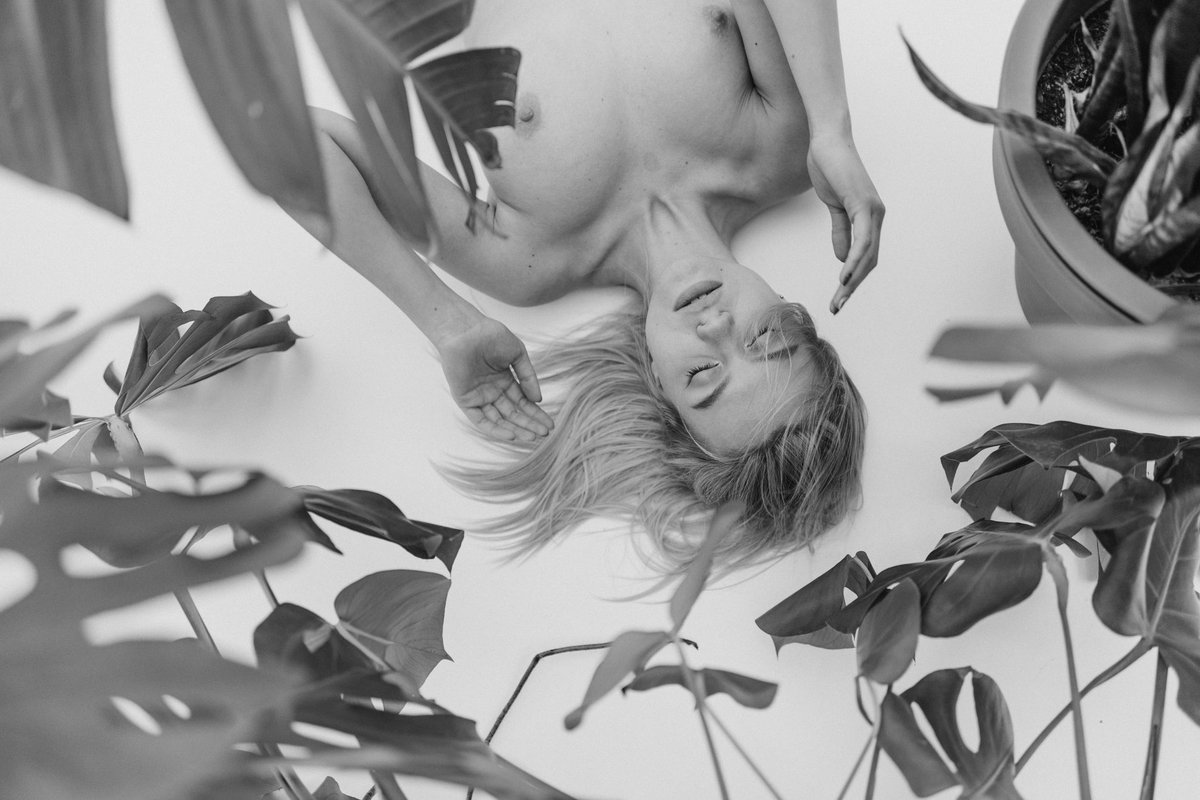 <a href="/MaksFedorovych/">cinematic.fm</a> 🌿