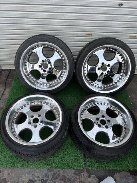 RX7FD3S0424's tweet image. 予算30万でこういったホイール探してます！9.5、10.5が理想です。
 #ホイール買います
 #workwheel 
 #work
 #VSKF
 #VSSD
 #エクイップ
 #ケルベロス
 #クラージェ