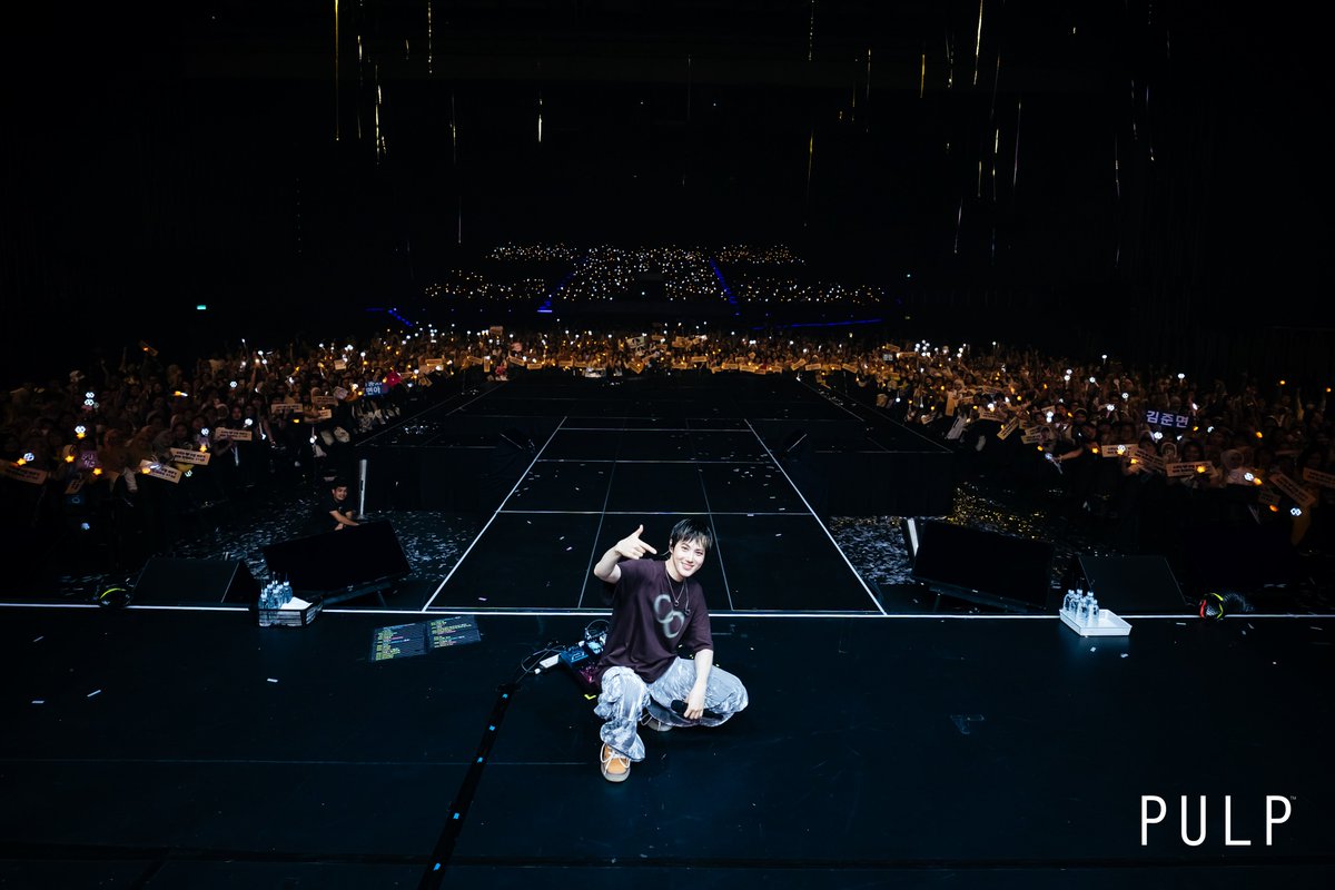 pulpliveworld's tweet photo. If a person could truly feel like home, it would be you, SUHO. You are our home, bringing comfort, protection, and an endless stream of light into our lives. 🏘✨ https://t.co/rQWx42gJjQ