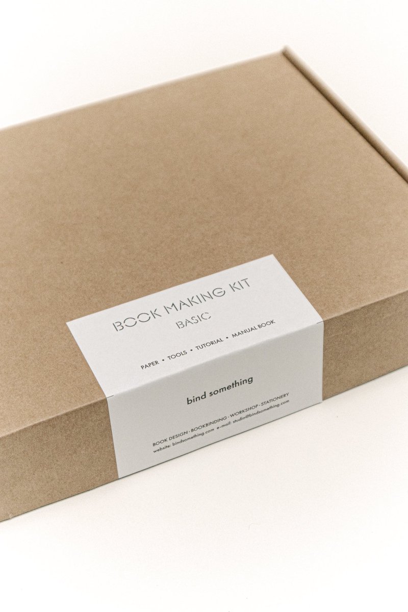 북바인딩 온라인 클래스의 키트를 새디자인으로 선보입니다. 🙂

워크숍의 신청은 7월 31일까지 🫧
m.smartstore.naver.com/bindsomething/…