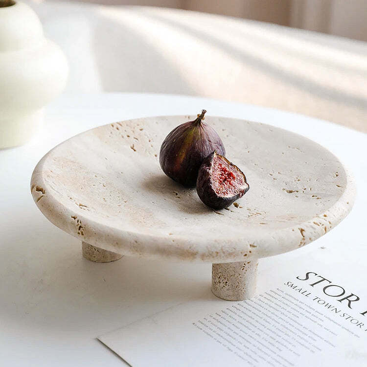 DongXing_stone's tweet photo. Travertine tray round,each piece of yellow travertine is a masterpiece of nature, with a unique texture. Its unique natural texture and warm color can bring a natural atmosphere, quietness and comfort to people.#Travertinetray #homefurnishings #travertinestone https://t.co/MnedYuUGUM
