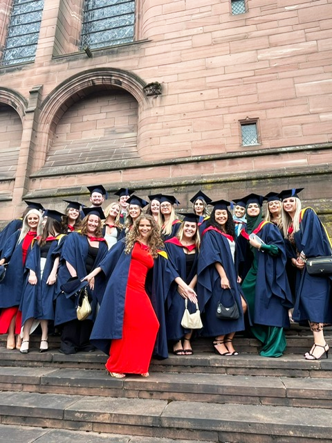 asfcHE's tweet photo. How amazing does our primary PGCE cohort look at their graduation?! These future primary school teachers make us incredibly proud. We wish them all the best of luck in their new teaching careers! 

#Teachers #PrimaryPGCE #HigherEducation https://t.co/AQZF0DO7nk