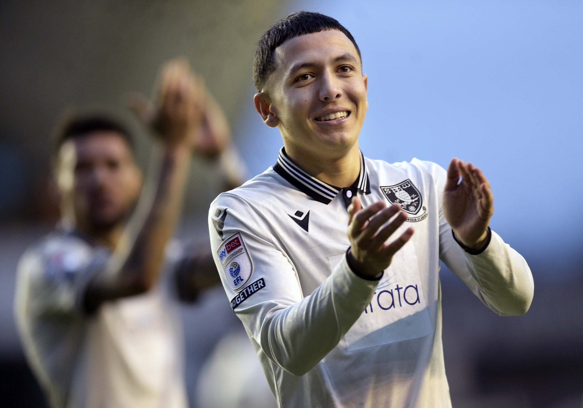 SWFCeveryday's tweet image. No 848 - Ian Poveda. The Colombian international began his career at Man City. After joining Leeds he spent time on loan at Blackburn and Blackpool before a spell with #SWFC in 2024. He played ten games without scoring before missing the end of the season with injury.