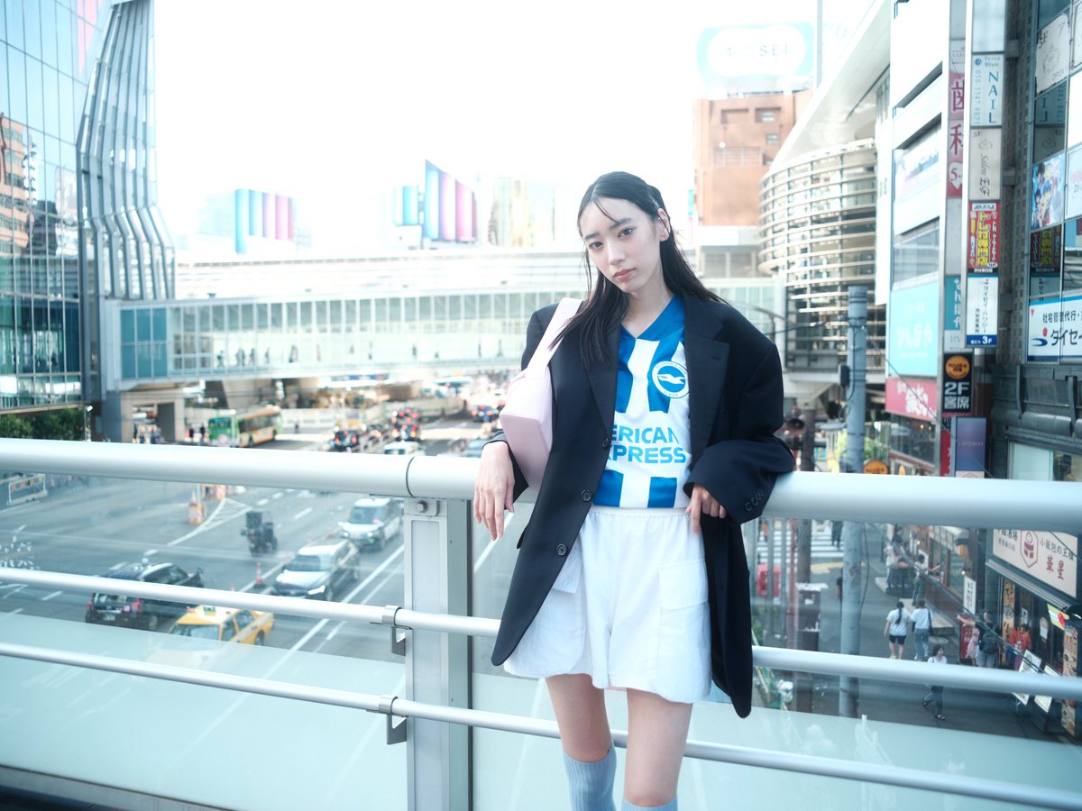 fashionsnap

Brighton &amp; Hove Albion FC 💙🪽
Home Kit 2023/24  <a href="/OfficialBHAFC/">Brighton & Hove Albion</a>

▷ fashionsnap.com/streetstyle/20…