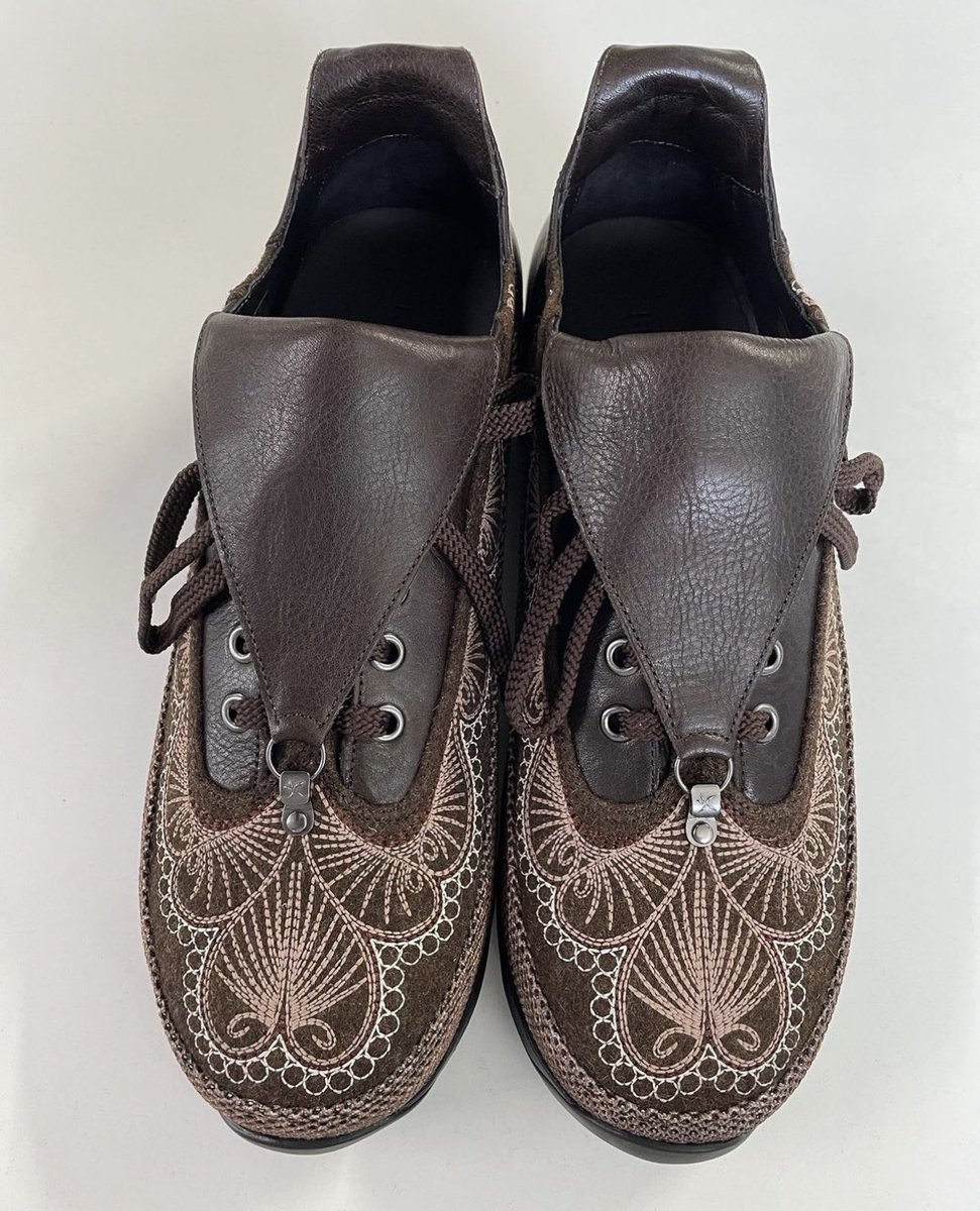 AttireSaint's tweet photo. Kiko Kostadinov - The embroidery details are crazy https://t.co/i9Dl8XV6zu