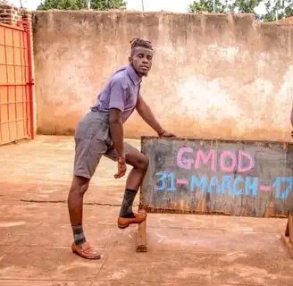 Culture_147's tweet photo. Before Gwamba Investing https://t.co/S7J8gk7v5L