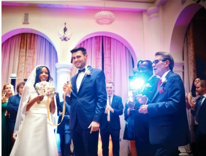 BROERSTRAAT 5 | In de rubriek 'Alumni Verliefd' vertellen Marcin en Talita hoe de vonk tussen hen oversloeg tijdens hun tijd aan de Rijksuniversiteit Groningen. ❤️ Lees hun verhaal hier: 👇
rug.nl/alumni/magazin…