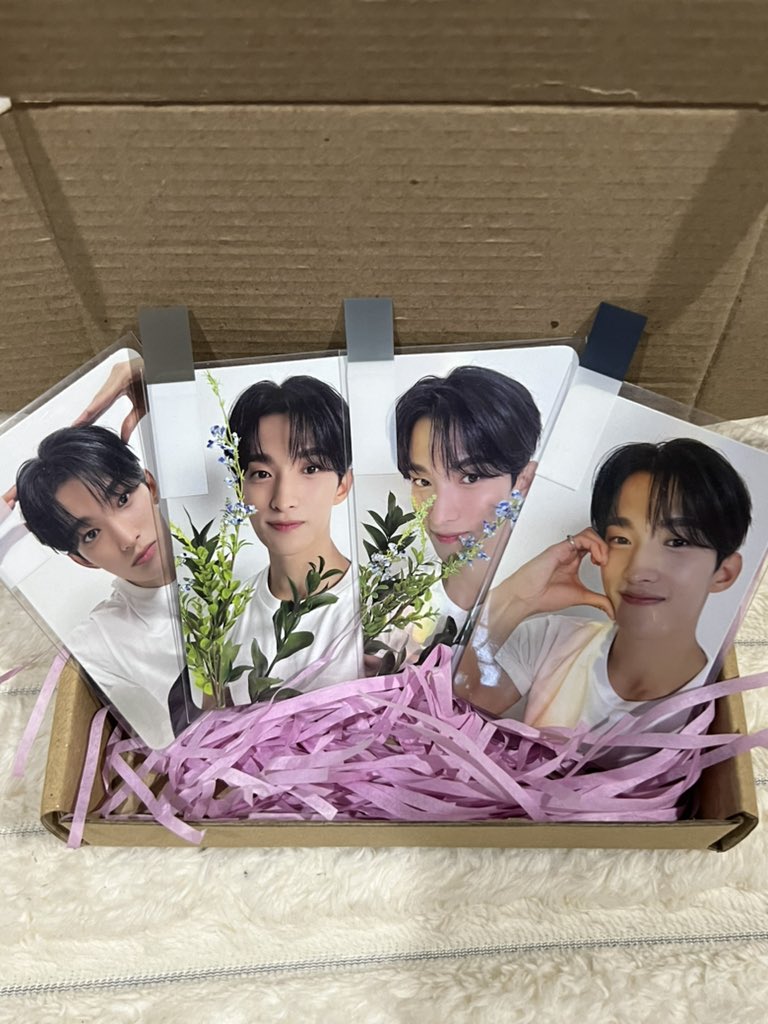 Nikajinnn's tweet photo. Thank you @xxjungkookie 🫶🏼 my DK dearver ay naka uwi ng matiwasay, the freebies are superb 🥹🥹 

#xxfeedbacks https://t.co/JUkDnBdOHF