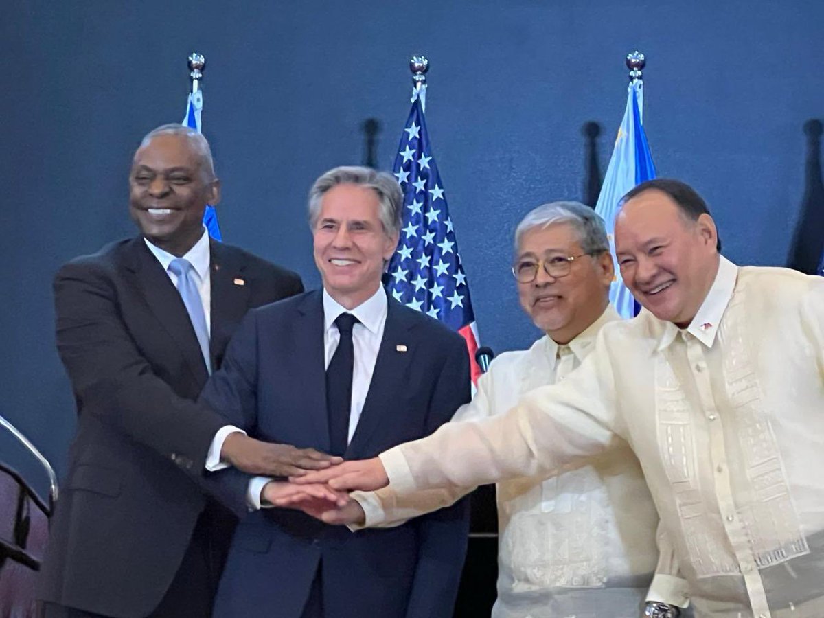 (1/2) I had the pleasure of co-hosting w/ Sec. Teodoro, US SecState Blinken and SecDef Austin, for the 2+2 PH-US Ministerial Dialogue, the first to be held in Manila. We reaffirmed our historic and ironclad alliance and committed to continue our cooperation...