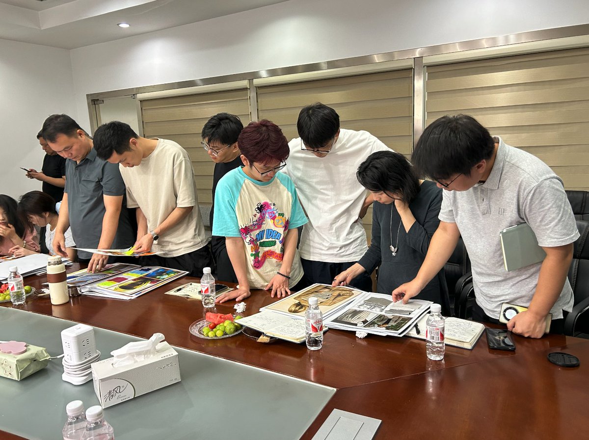 RRamiStudio's tweet image. Inspiring collaboration with our long-standing client and friends at XINGSHENG in Hangzhou. Three days of brainstorming, exchanging ideas, and sharing visions culminated in a new integrated strategic layout that will shape their future.