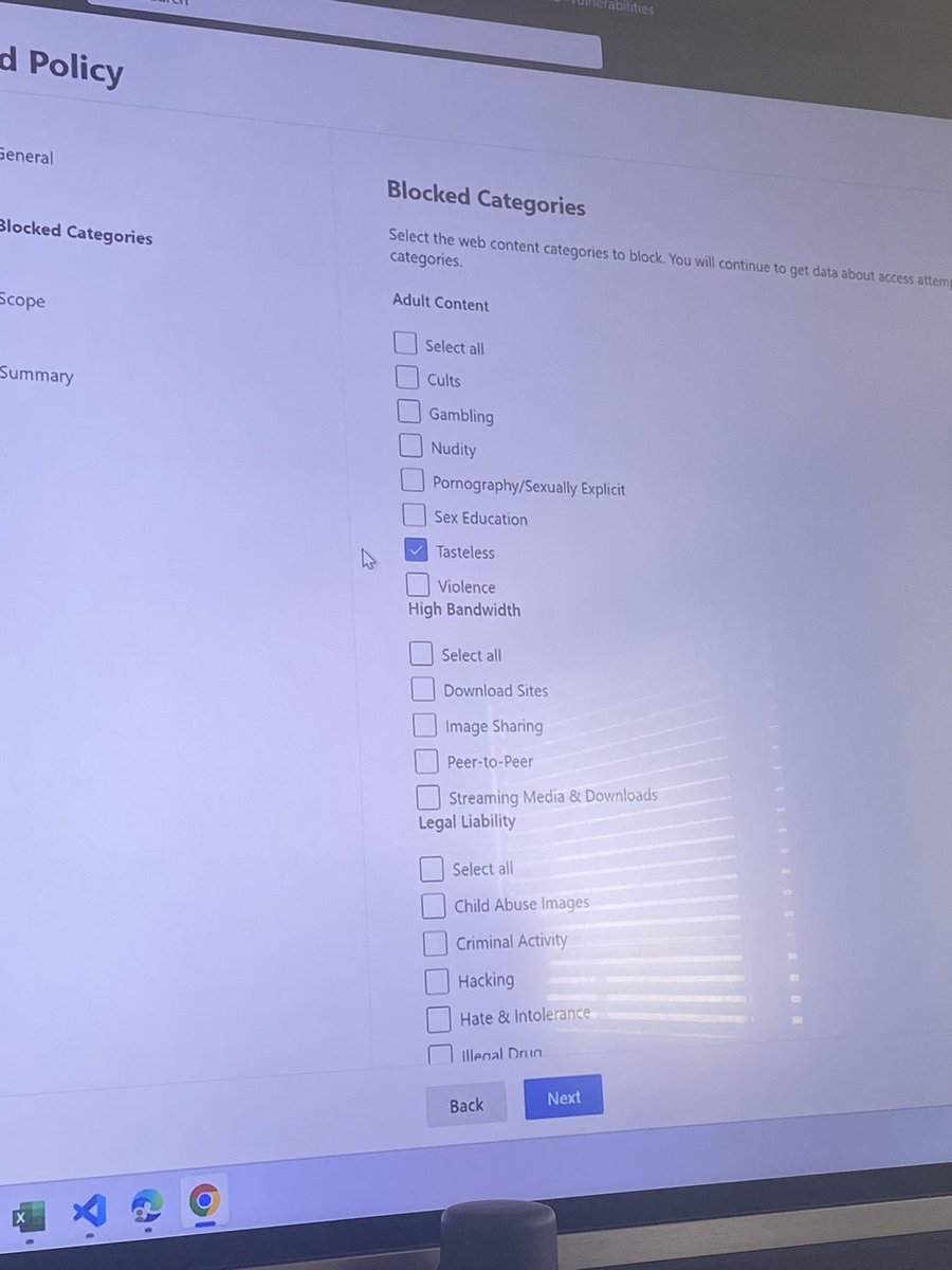 Shane „LyNeX“ Emmett tweet media