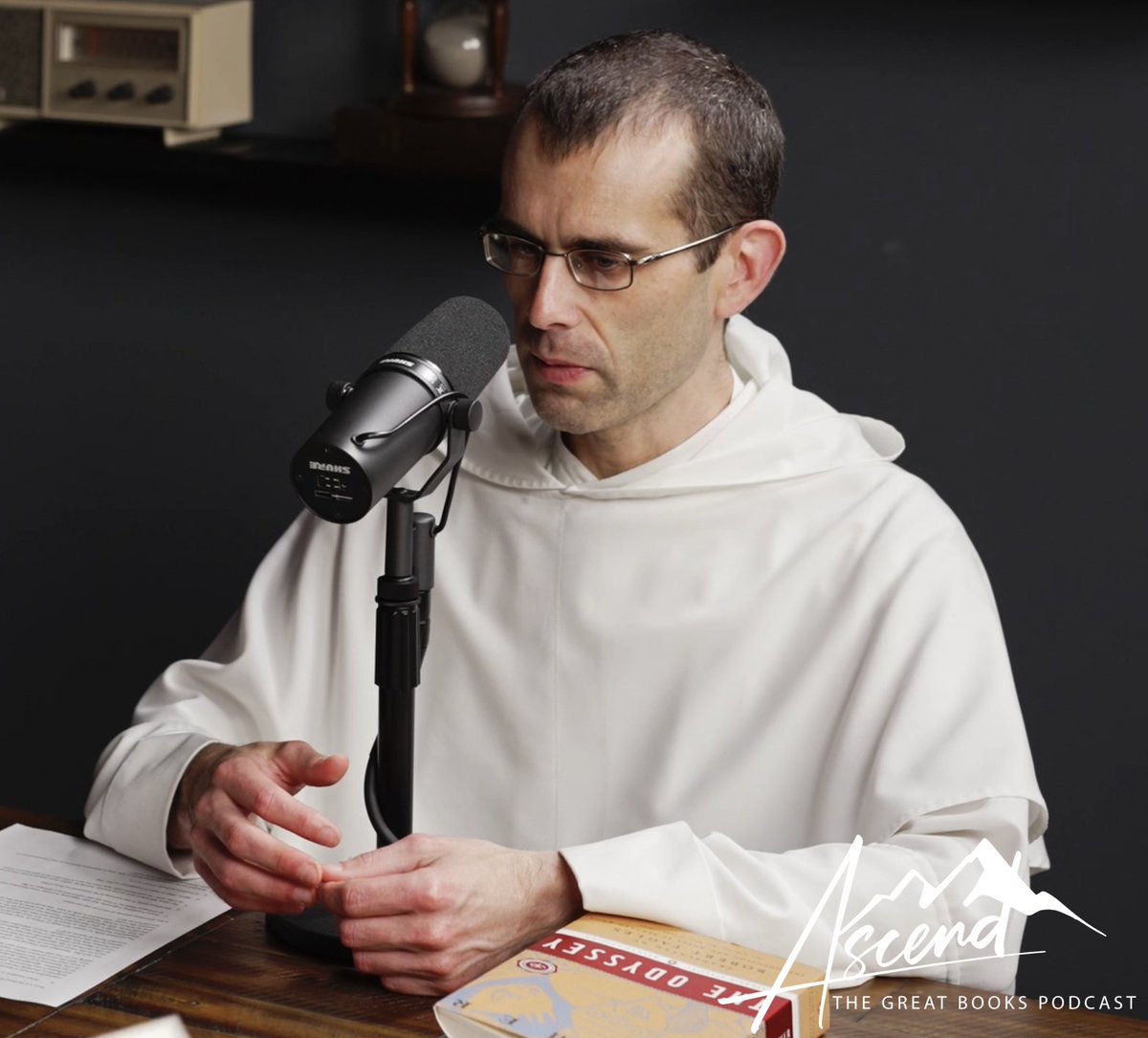 TheGreatB00ks's tweet photo. A Dominican friar teaching you about Homer. 

What more could you want?

Check out Fr. Bonaventure this week on the podcast discussing Book Four of the Odyssey with Adam Minihan. https://t.co/K8Y0Lok5OO