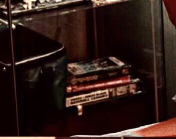 Well <a href="/WeisMargaret/">Margaret Weis</a> looks like Deadpool is a #Dragonlance fan! Tell me it’s true <a href="/VancityReynolds/">Ryan Reynolds</a> !