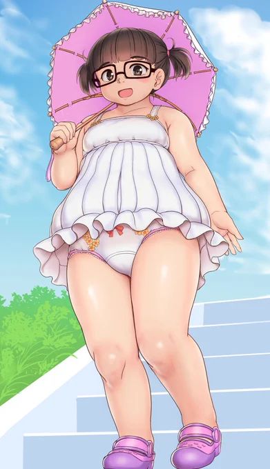 待ち合わせたら夏服の裾が短かった寸胴メガネちゃん。 