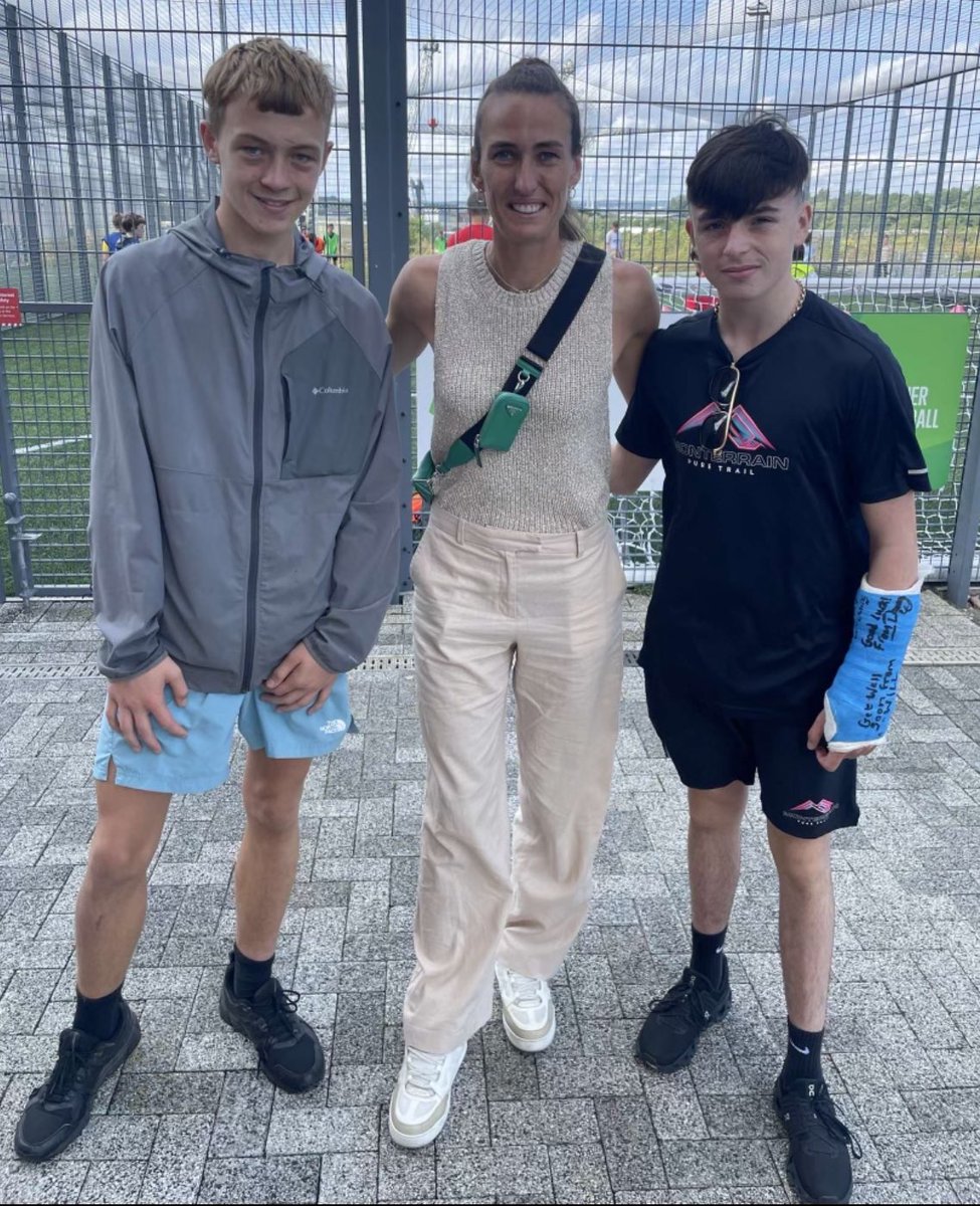 It’s not every Summer School where you have the chance to meet the second most capped ex-England international player and Queen of the Jungle <a href="/JillScottJS8/">Jill Scott MBE</a> but you do at ours! #legend