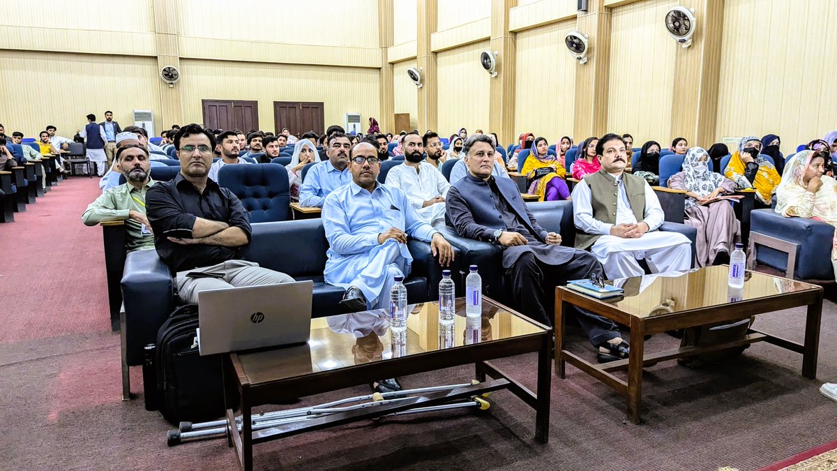 SW_Pakistan's tweet image. The recent @LCOYPakistan supported by SWP, was an extraordinary success! Hundreds of young leaders from across KP came together, demonstrating their passion, innovation, and commitment to a sustainable future.

@skillistan 
@ClimateChangePK  
@youngo_unfccc 
@COP29_AZ