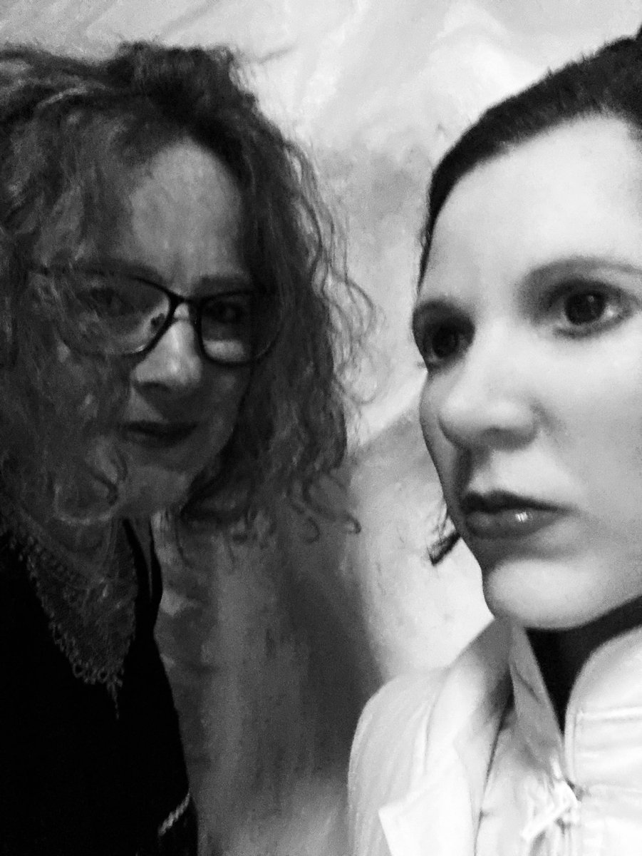 andora_bel's tweet photo. Me and my friends. 
#outpostone
#StarWars 
#selfie https://t.co/6LNOdA98YL
