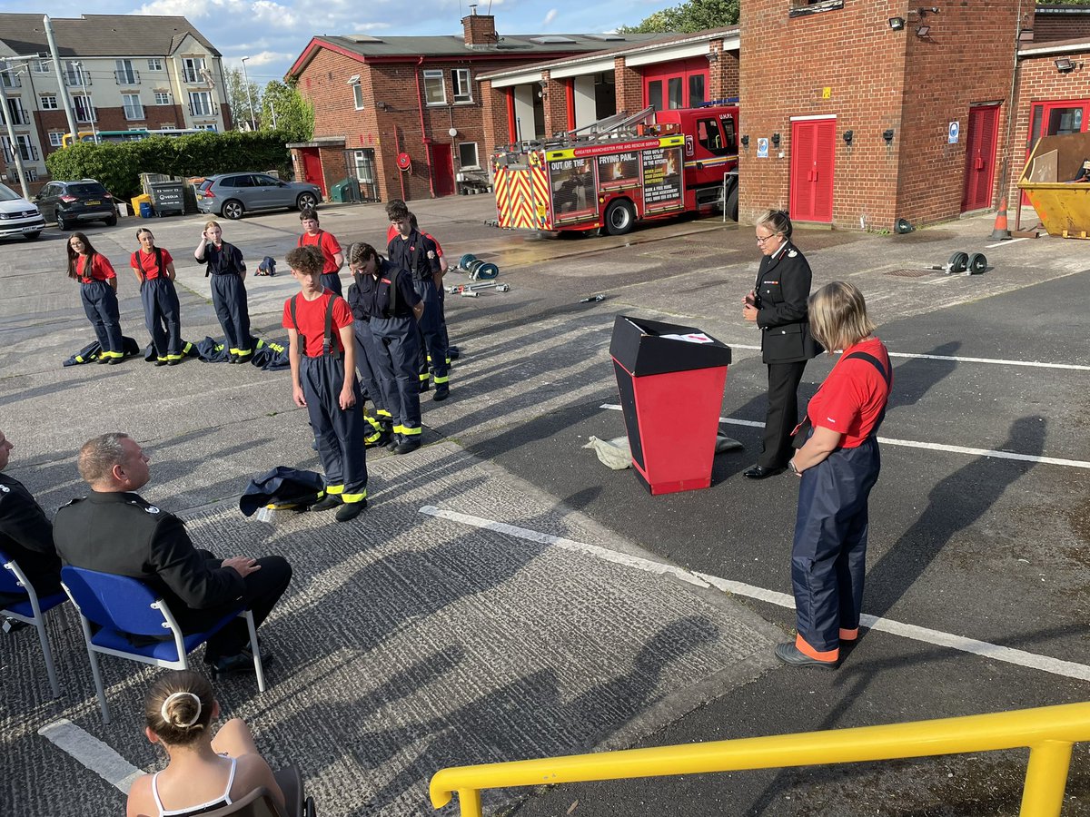 NCooper1880258's tweet photo. Monday was the turn of Wythenshawe Cadets. It was a hot one tonight.Really good to see so much support for the Cadets, who turned up on the night with an excellent performance. Congratulations to all. Good to see support from @EamonnONeal @ACFONattrass @Maccyla @manchesterfire . https://t.co/4fOnZr6Rwv