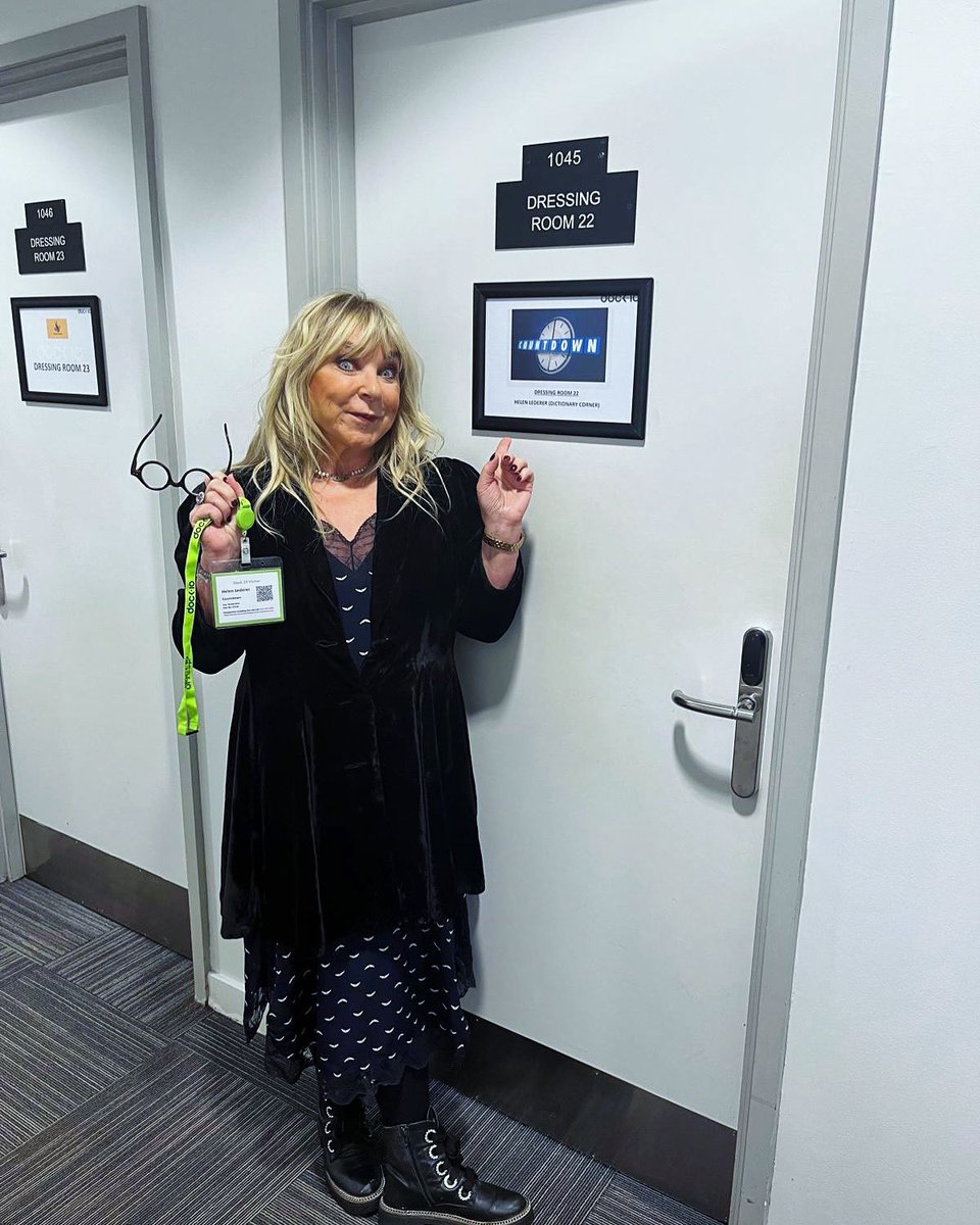 HelenLederer's tweet photo. Much protocol required for countdown participation - a lanyard, a whole dressing room and the brains of others.

My second @C4Countdown stint #dictionarycorner today 2:10pm @channel4 https://t.co/k0VrPTIIQF