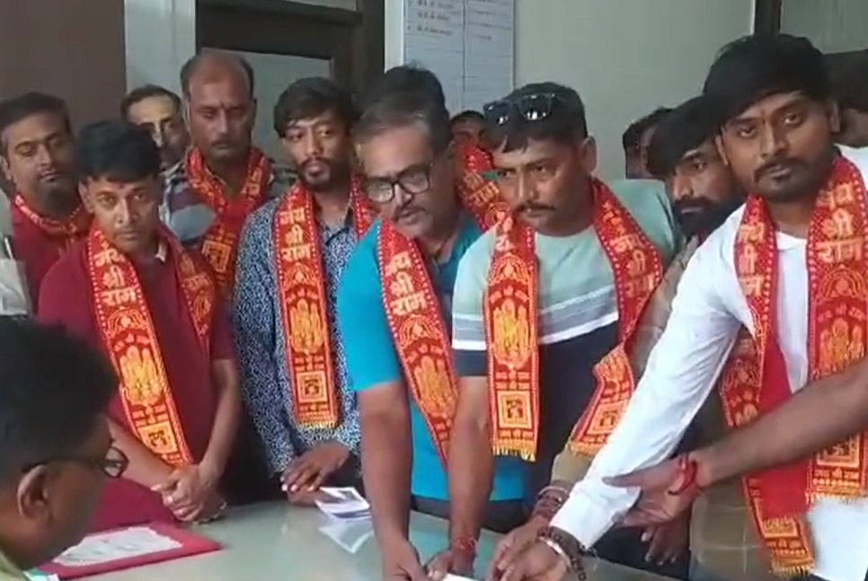 Hindus demand closure of non-veg shops, slaughterhouses during Shravan in Jetpur