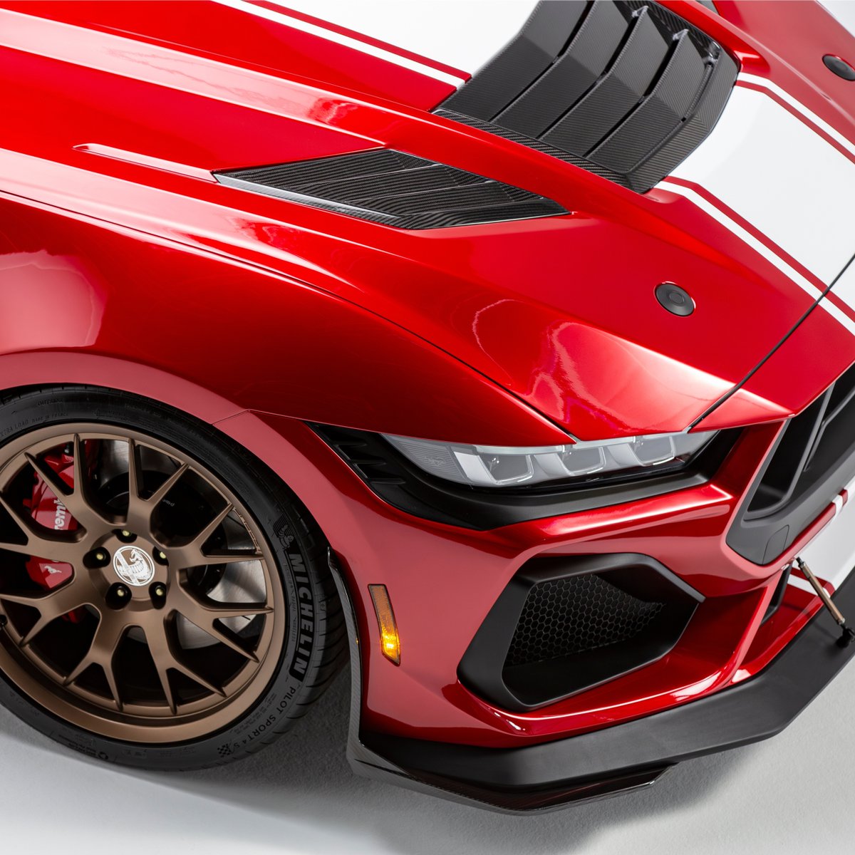 clivesutton's tweet image. Want a taste of pure adrenaline? Swipe left for the ultimate thrill: the 2024 Ford Mustang Shelby Super Snake. 🔥

Contact us on +44 (0) 207 483 6500 or check clivesutton.co.uk for more details.

#ford #mustang #supersnake #shelby