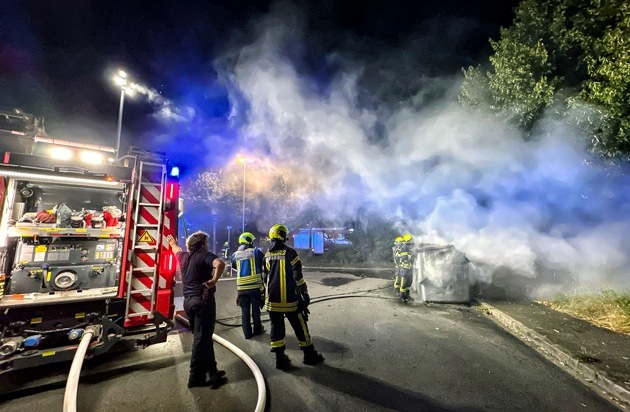 Feuerwehr Neuss tweet media