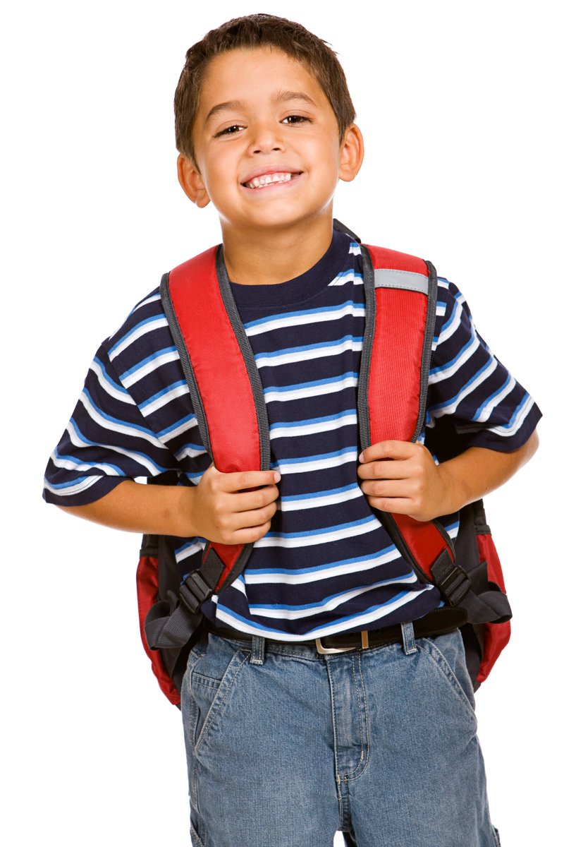 FBIElPaso's tweet photo. #BBBTip: Be safe when sharing back to school photos of your kids. With the school year starting again, social media is full of adorable back-to-school photos. Read these helpful tips and be cautious about what you share. Read more here: https://t.co/zRxg6ijOLO https://t.co/VTSRsDHOvF