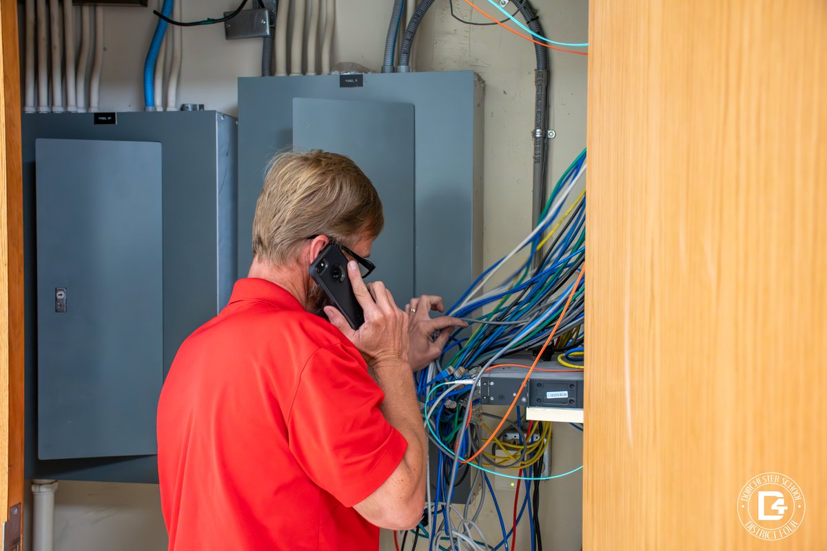 4Dorchester's tweet image. Shoutout to Jeff Dantzler, our dedicated tech hero at Dorchester School District 4! He keeps our educational tech running smoothly, ensuring seamless learning for all. Your hard work and dedication don&apos;t go unnoticed, Jeff. Thank you! #TechHero #DD4Spotlight